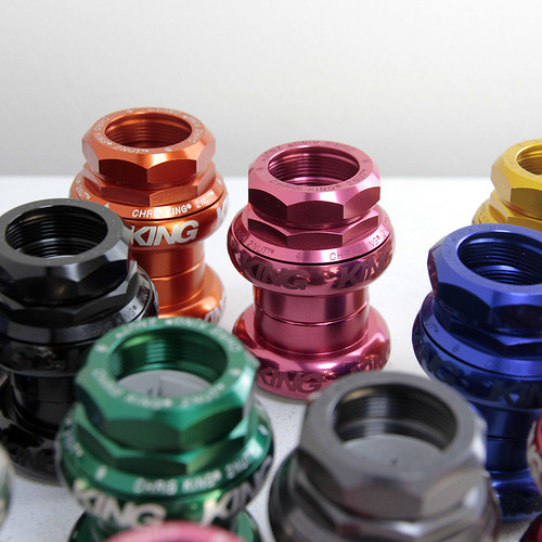 CHRIS KING / Threaded Headsets 1″ GripNut - Above Bike Store