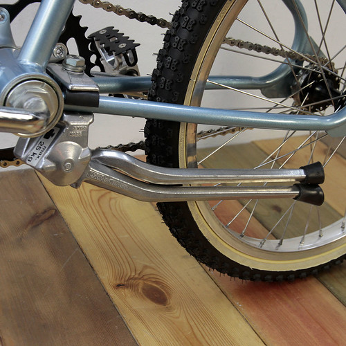 ESGE Double Leg Stand / エスゲ ダブルレッグ・スタンド - Above Bike