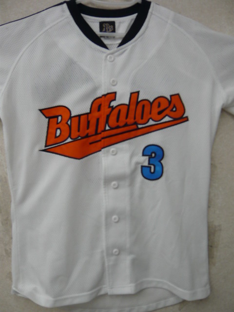 近鉄時代の中村紀洋選手復刻ユニフォーム – オリックスバファローズ