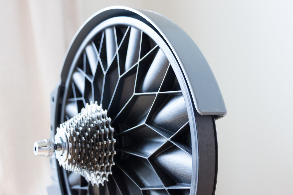 最強の静音ローラー台ELITE VOLANO(ヴォラーノ)を購入 | 芋づるハピネス