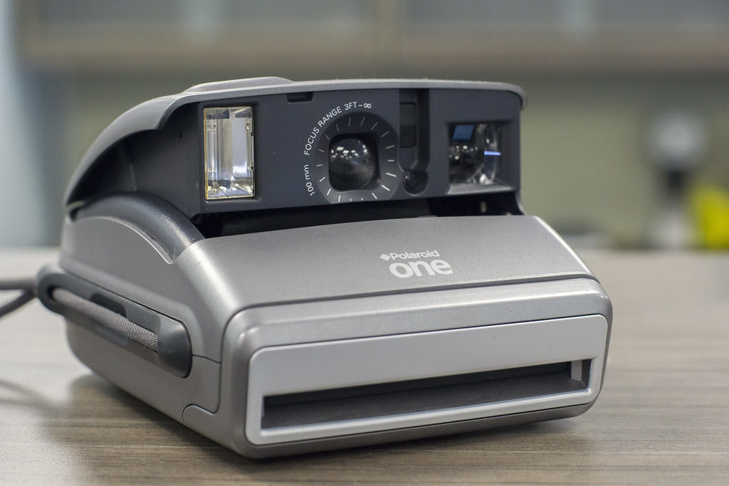 CCR Review 84 – Polaroid One – Alex Luyckx | Blog