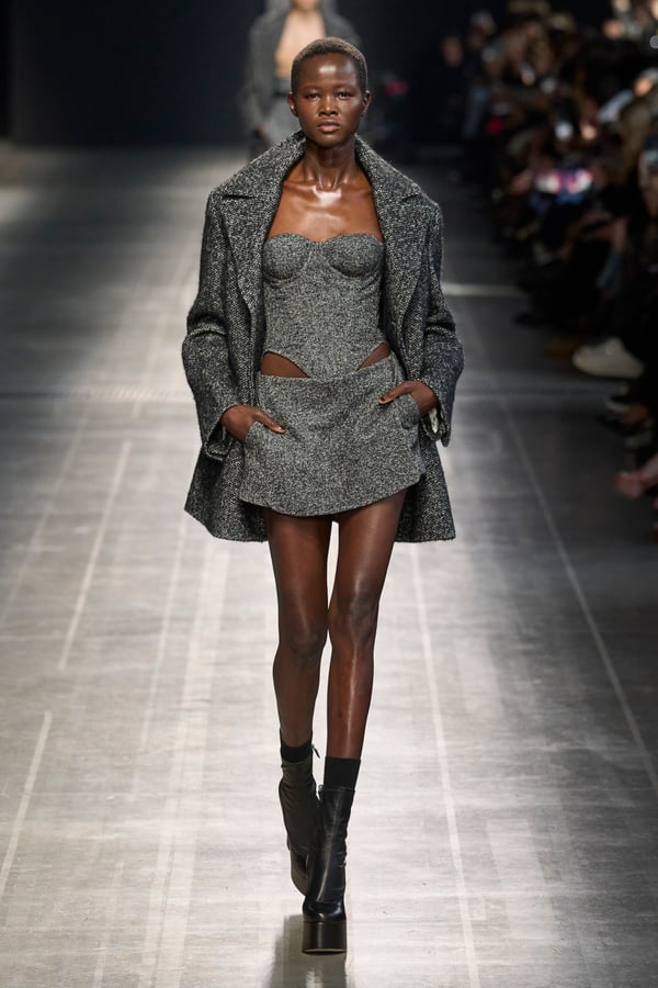 ERMANNO SCERVINO 2024年秋冬コレクション | ミラノ | 画像53枚