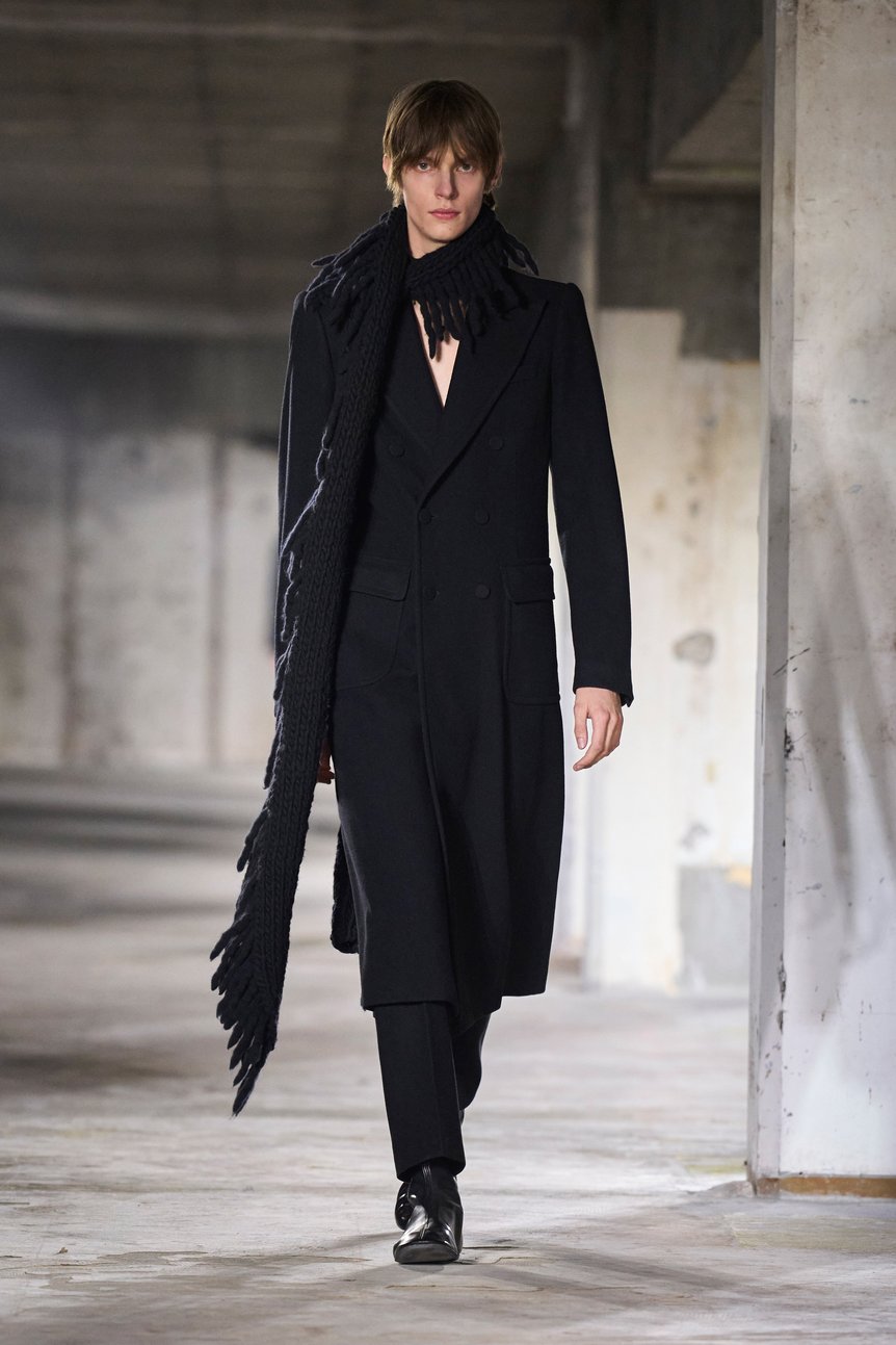 異素材で描く“予期せぬもののエレガンス” 「ドリス ヴァン ノッテン