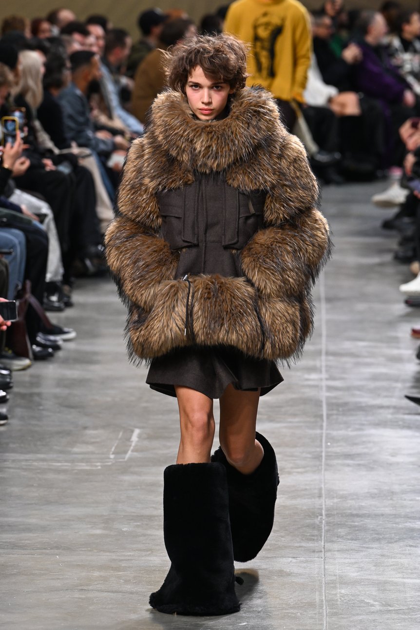 サカイ」の野生的なボリュームと冴えわたるハイブリッド 