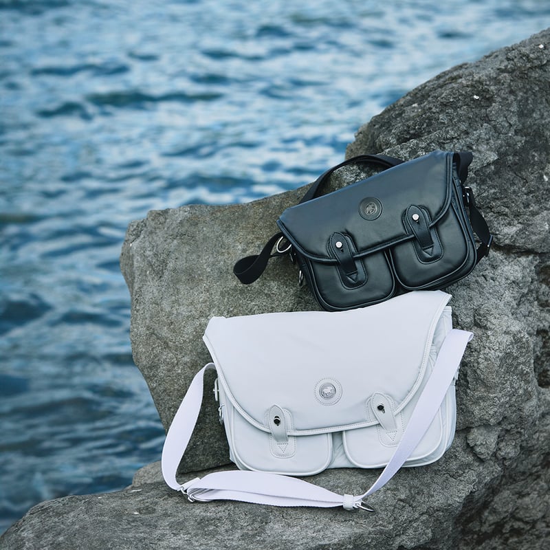 デサントとハンティング・ワールドのコラボプロジェクト、防水仕様の