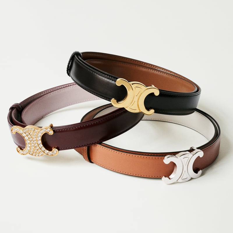 セリーヌがベルトコレクション発売 「トリオンフ」デザインのバックル