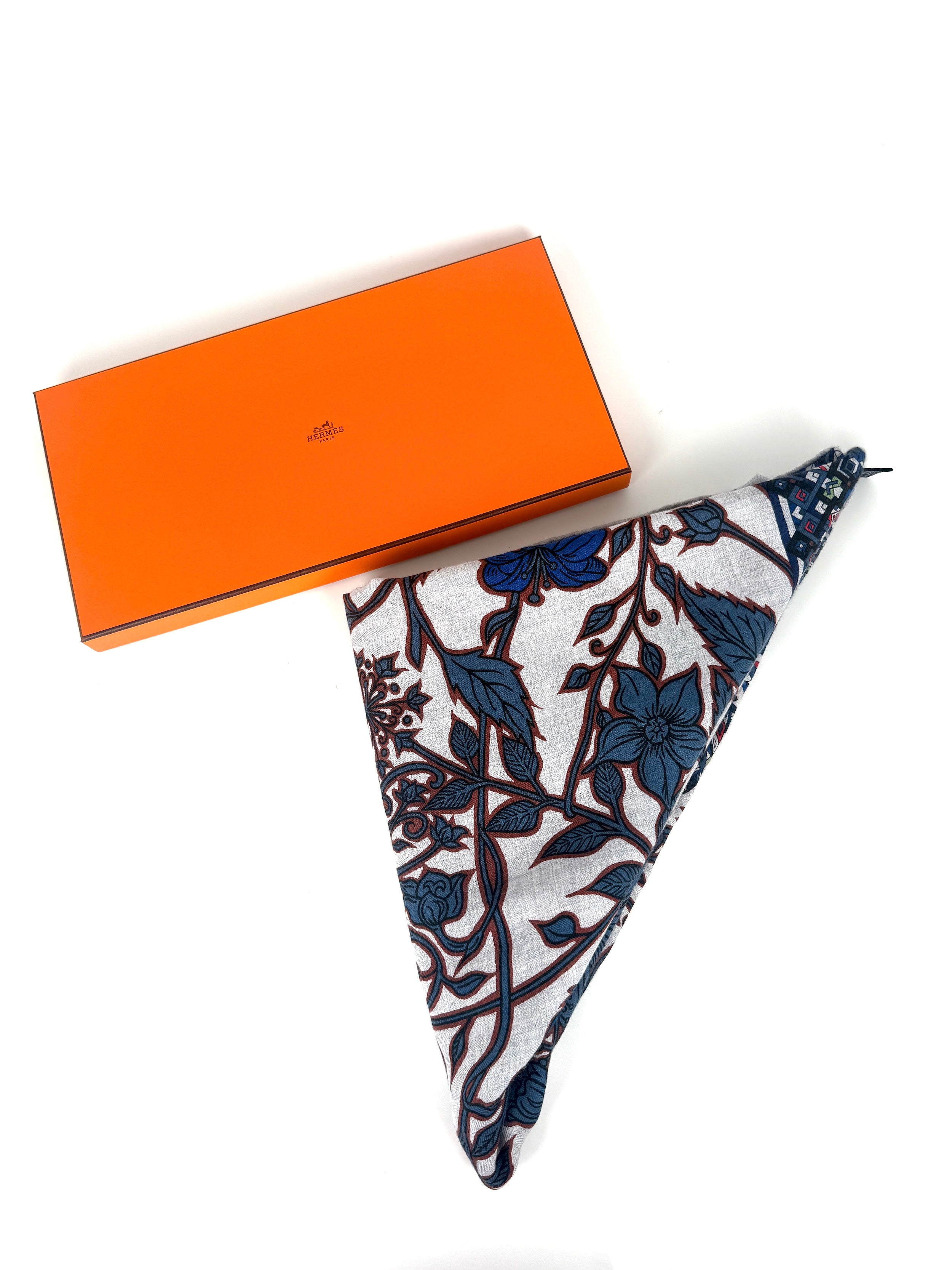 HERMES Le Jaguar Et Le Colibri Gris Chine Bleu Acajou Cashmere 140