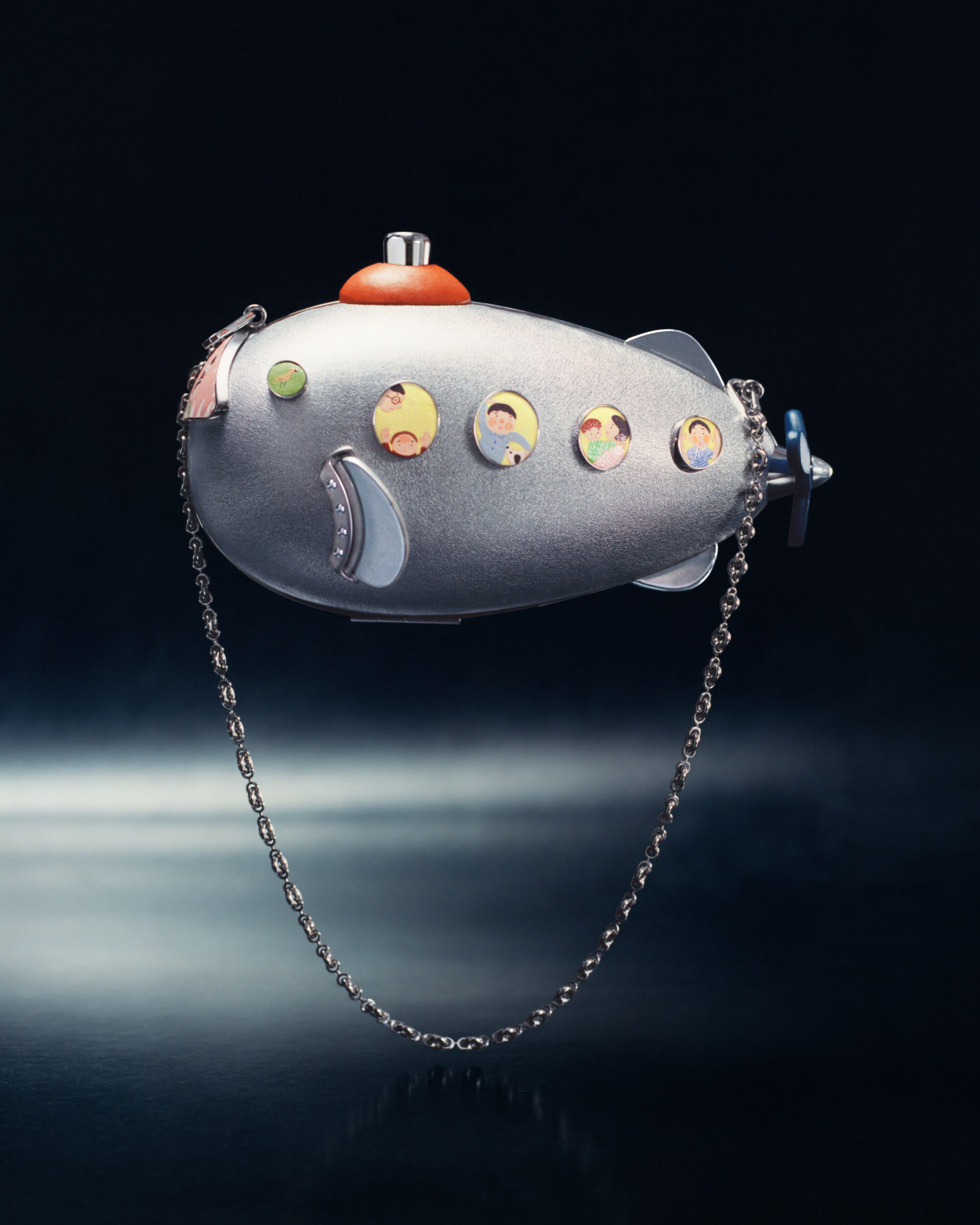 以深海、草原與太空動物為主角，LOEWE 攜手Suna Fujita 陶藝工作室捎來