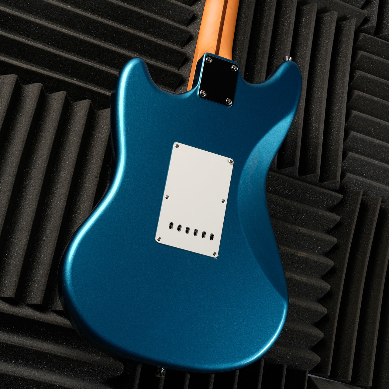 Fender MIJ Cyclone 2024 - Lake Placid Blue – FenderFever