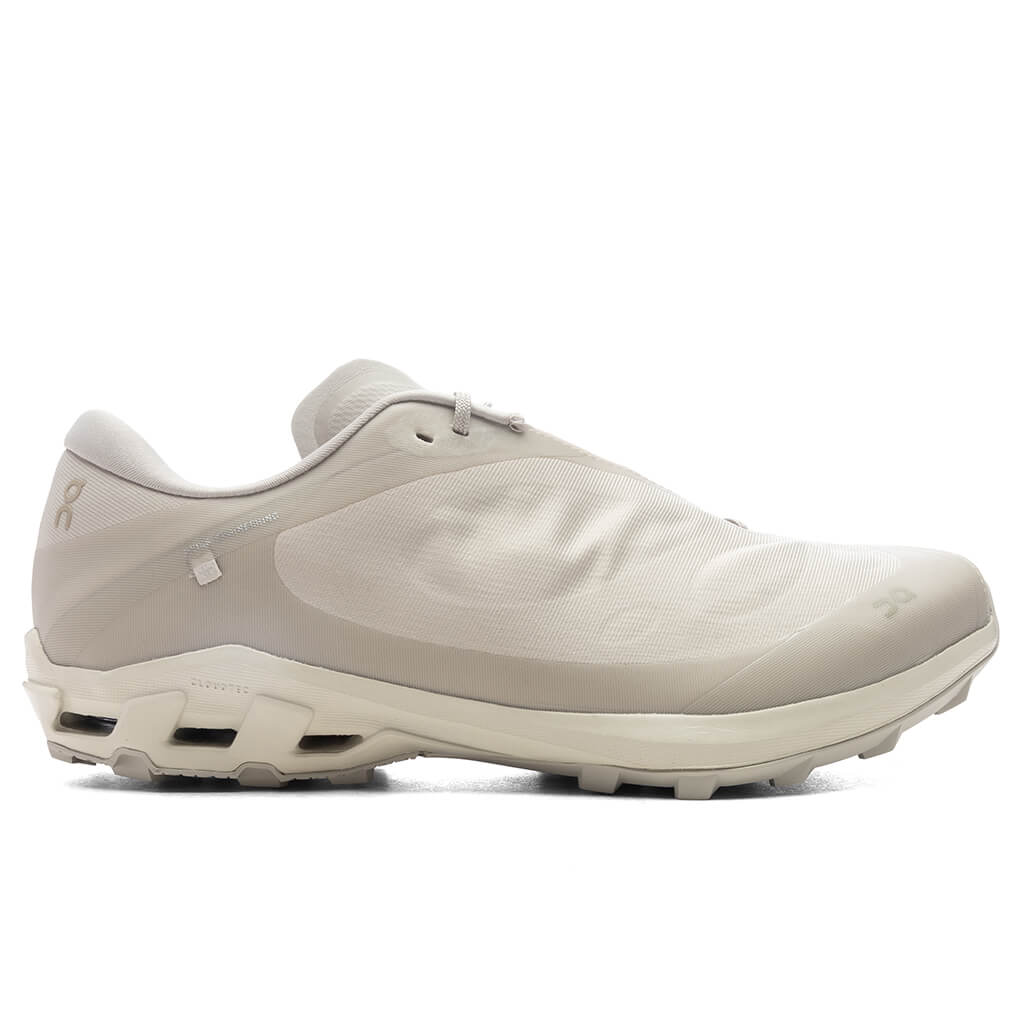 On x PAF Cloudventure Peak - Ice/Moondust – Feature