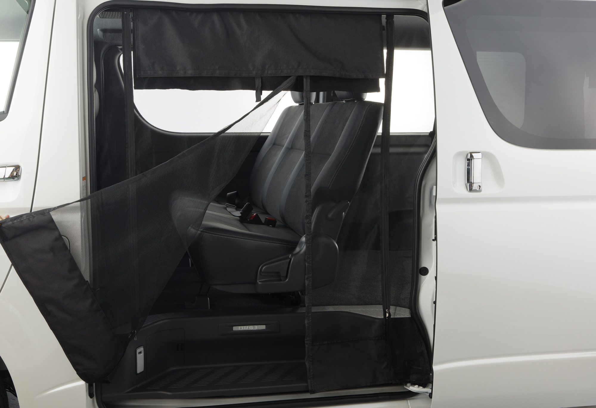 マグネット開閉式防虫ネット ハイエースサイドスライドドア1面(運転席