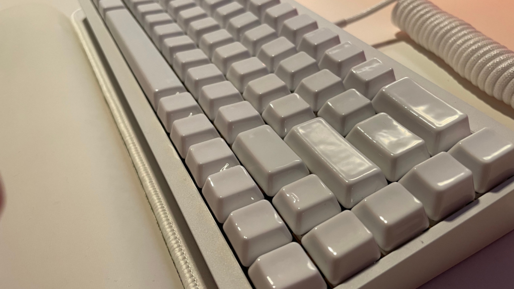 極上の打鍵感】キーキャップ選びの終着点？Cerakey V2を自腹レビュー