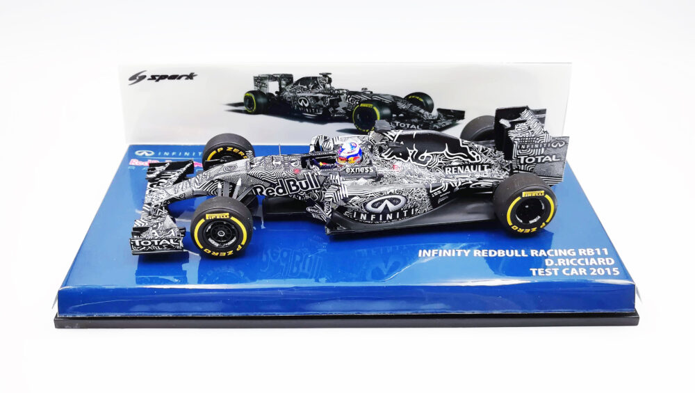 レッドブル RB11 D.リカルド テストカー | F1ミニカーあれこれ