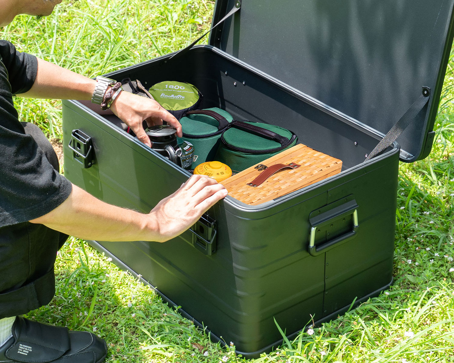 FIELDOOR（フィールドア） | アルミコンテナボックス ブラック S/M/L