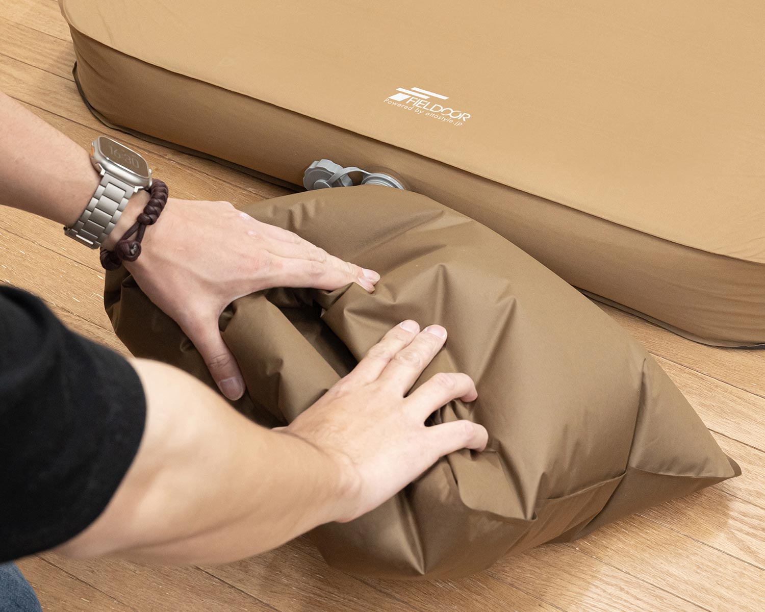 FIELDOOR（フィールドア） | エアーポンプ付属キャンプマット