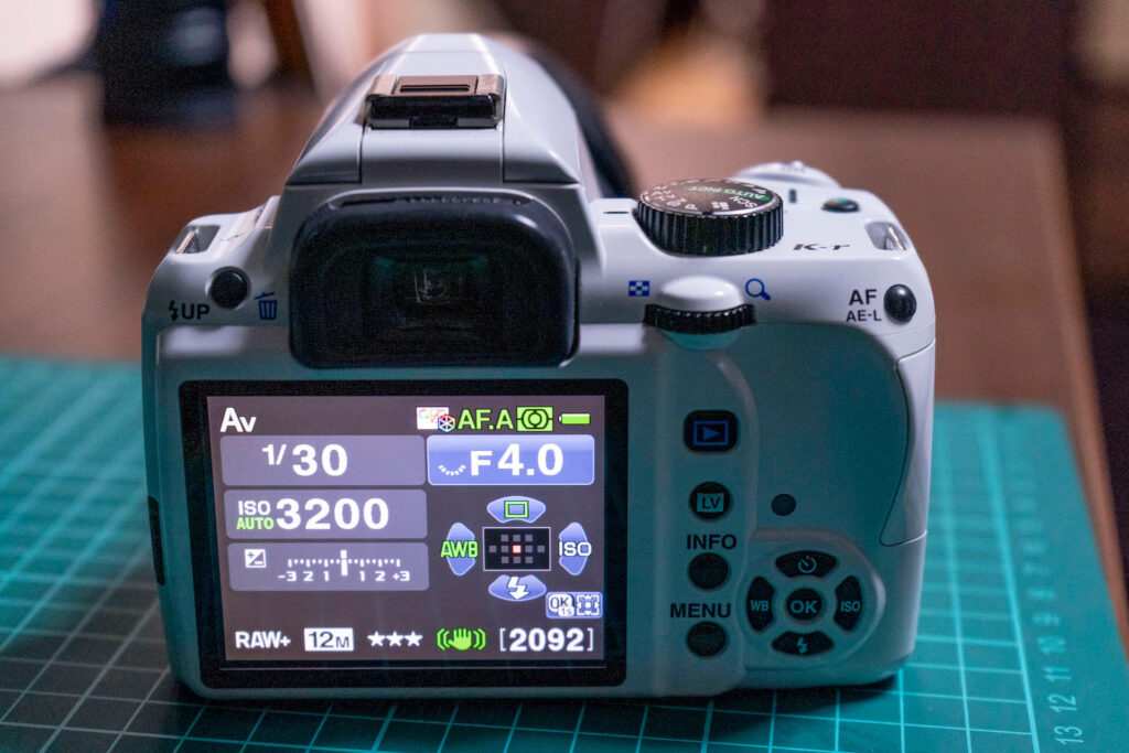 スナップに最適！ PENTAX K-r 【since 2010】レビュー | film-cam.com