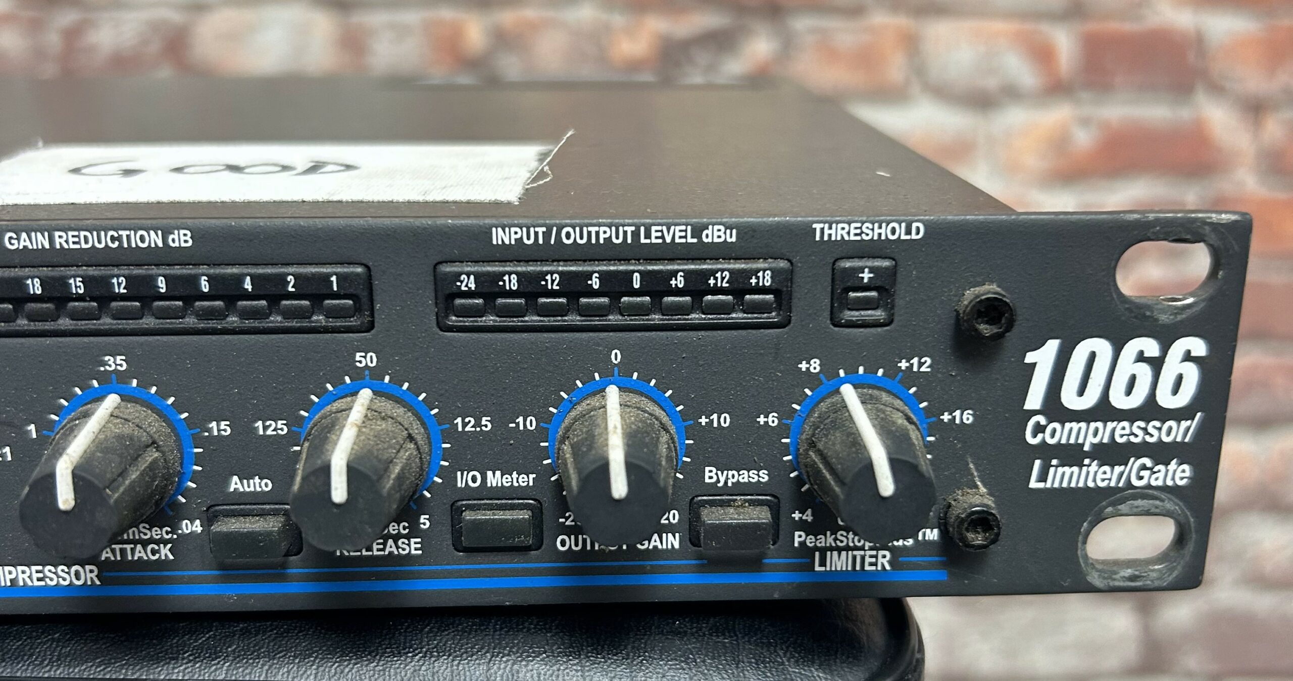 dbx 1066 – First Street Music