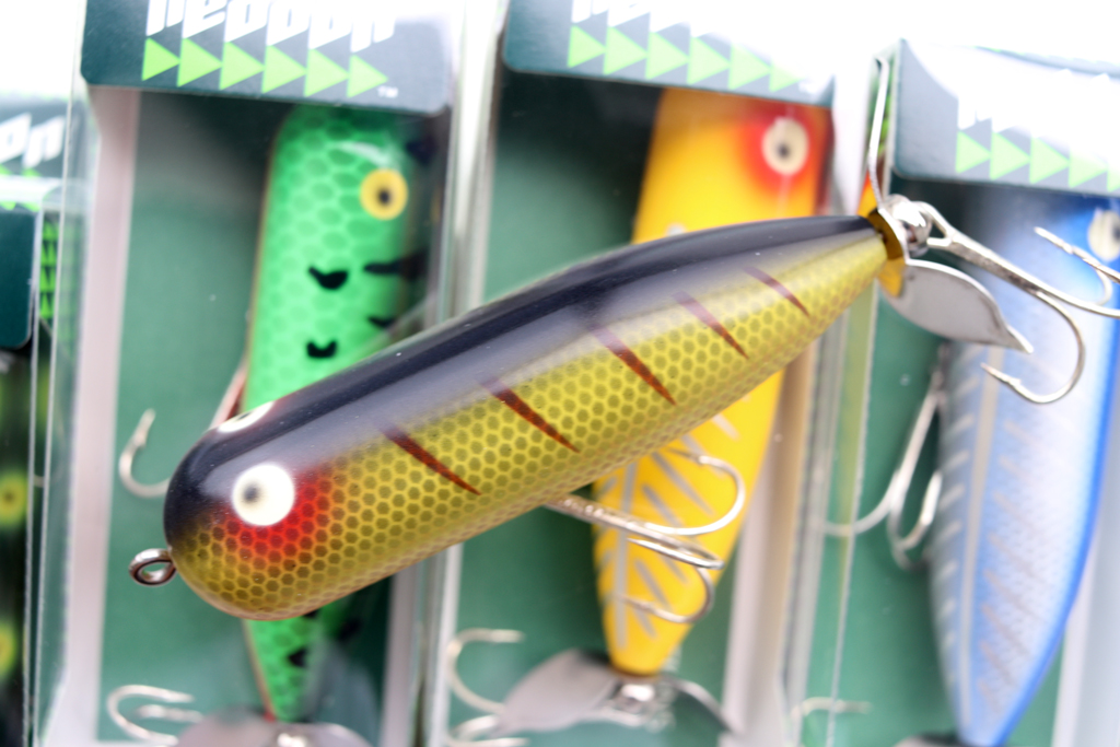 へドン「マグナム トーピード - スミス ファクトリー カラー」追加で