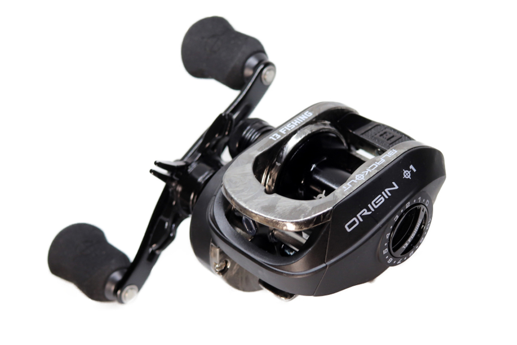 13 フィッシング「オリジン ブラックアウト ベイトリール / Origin