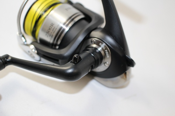 ダイワ ブラディア2500R | FISHLAND