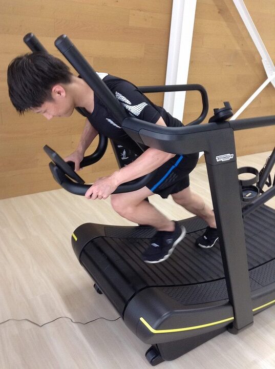 マシン紹介／SKILLMILL Connect - メディカルフィットネスM's