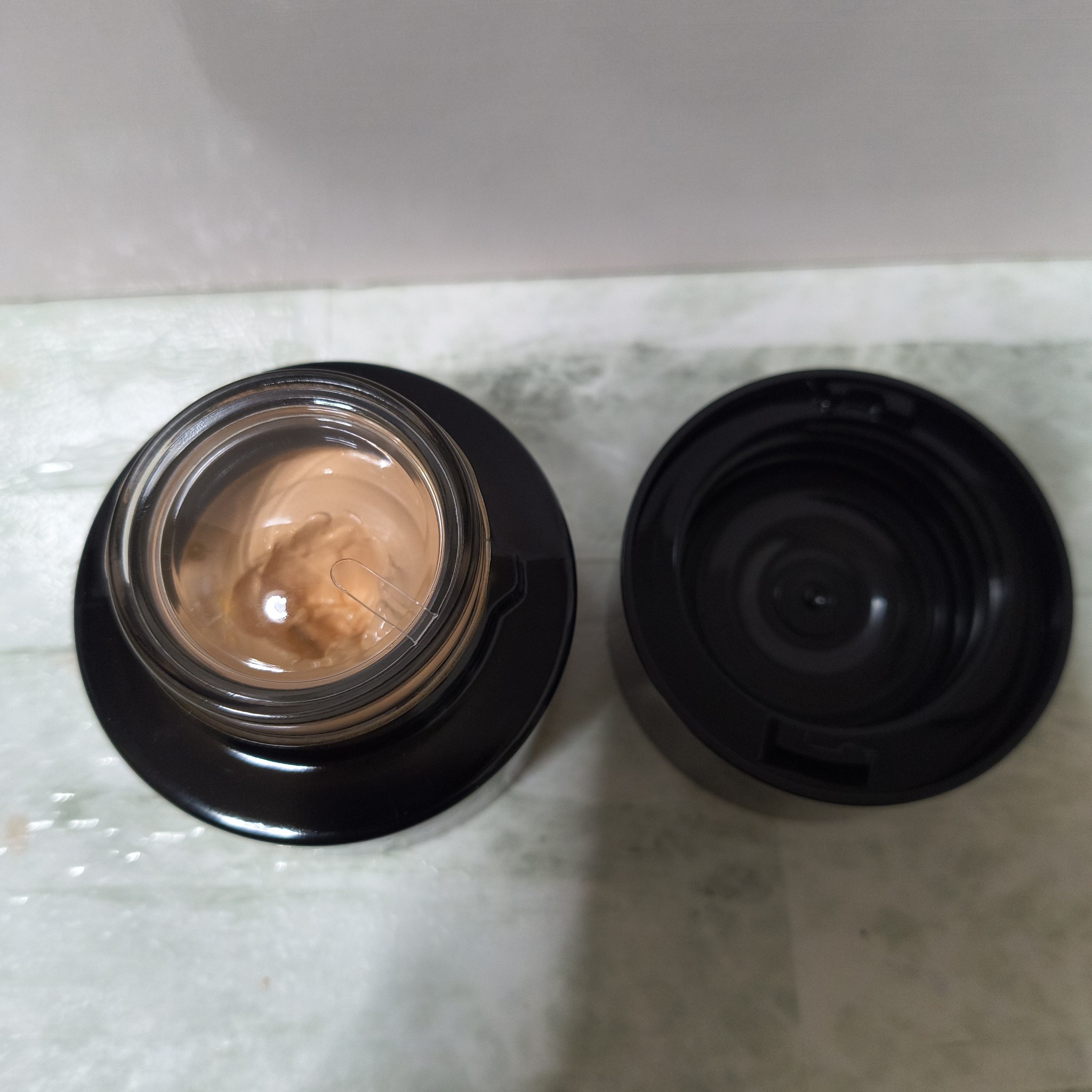 KANEBO / ライブリースキン ウェアII 230 Vanillaの公式商品情報｜美容