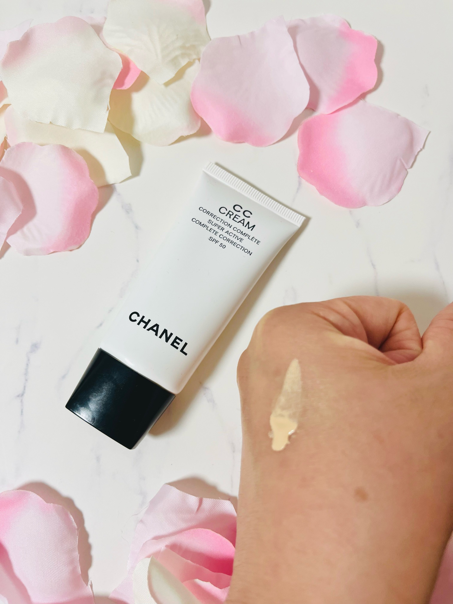 シャネル / CC クリーム Nの公式商品情報｜美容・化粧品情報はアットコスメ