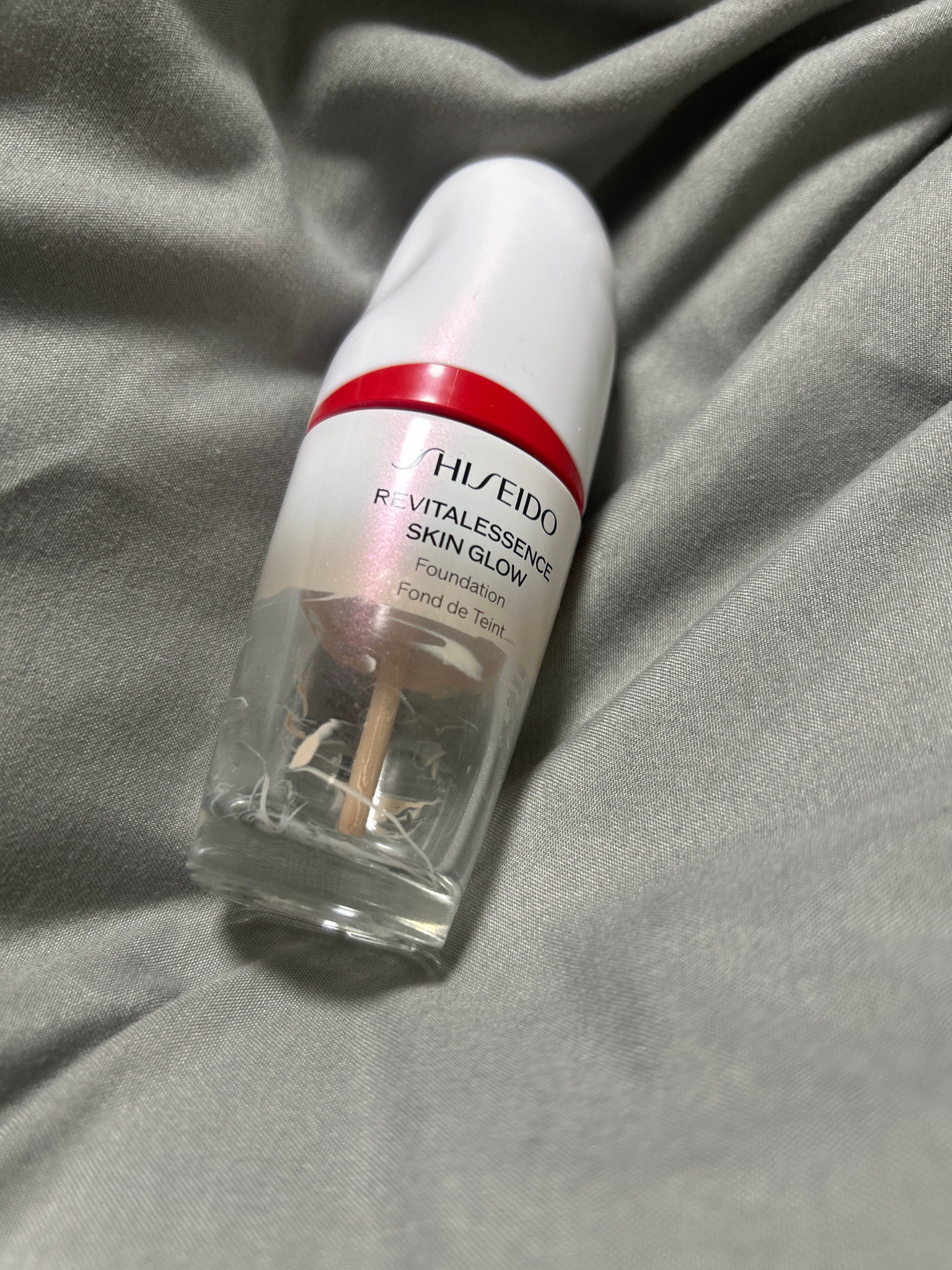 SHISEIDO / エッセンス スキングロウ ファンデーション 140 Porcelain