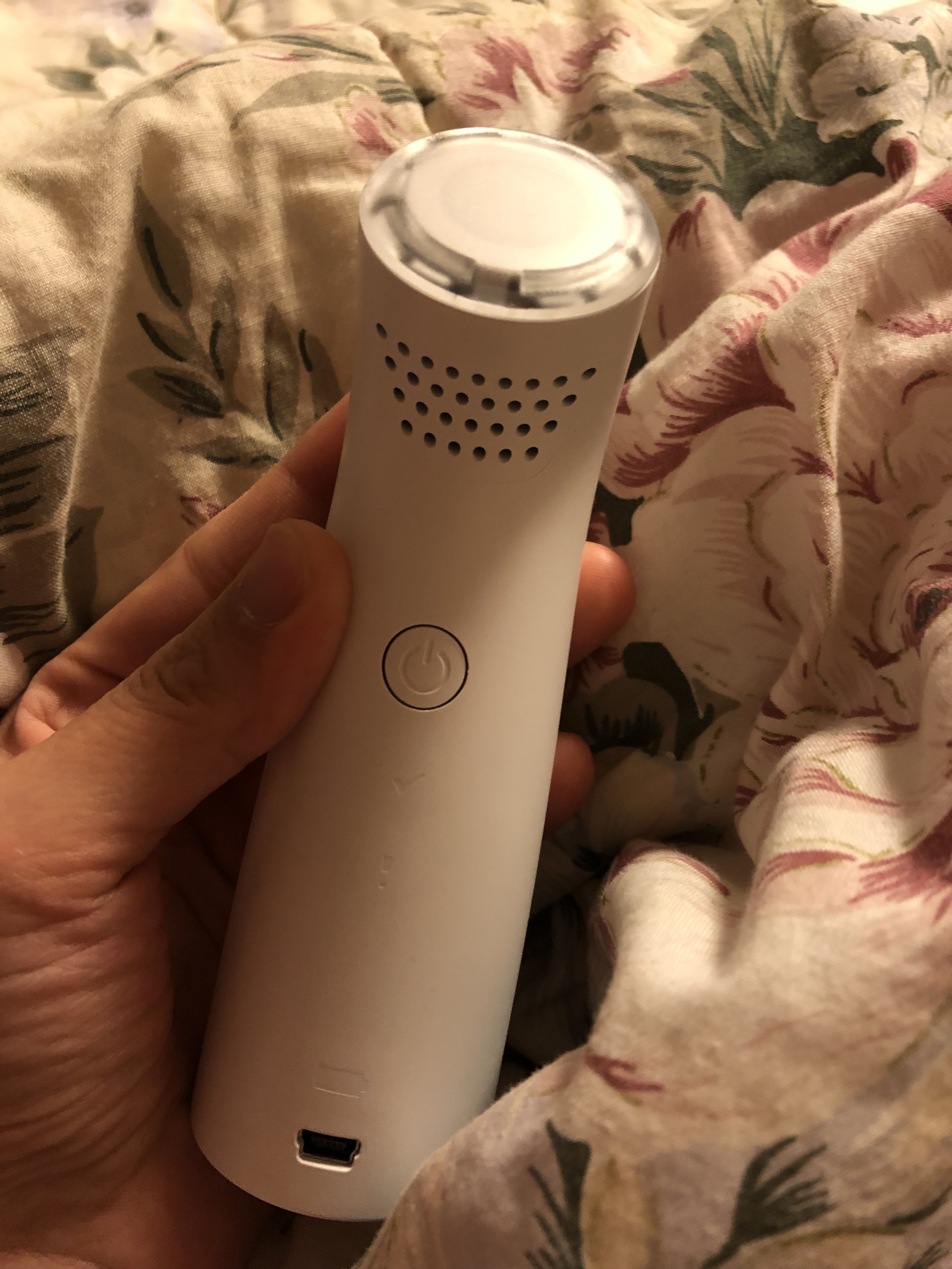 トリア / Acnery Clear Blue Lightの公式商品情報｜美容・化粧品情報は