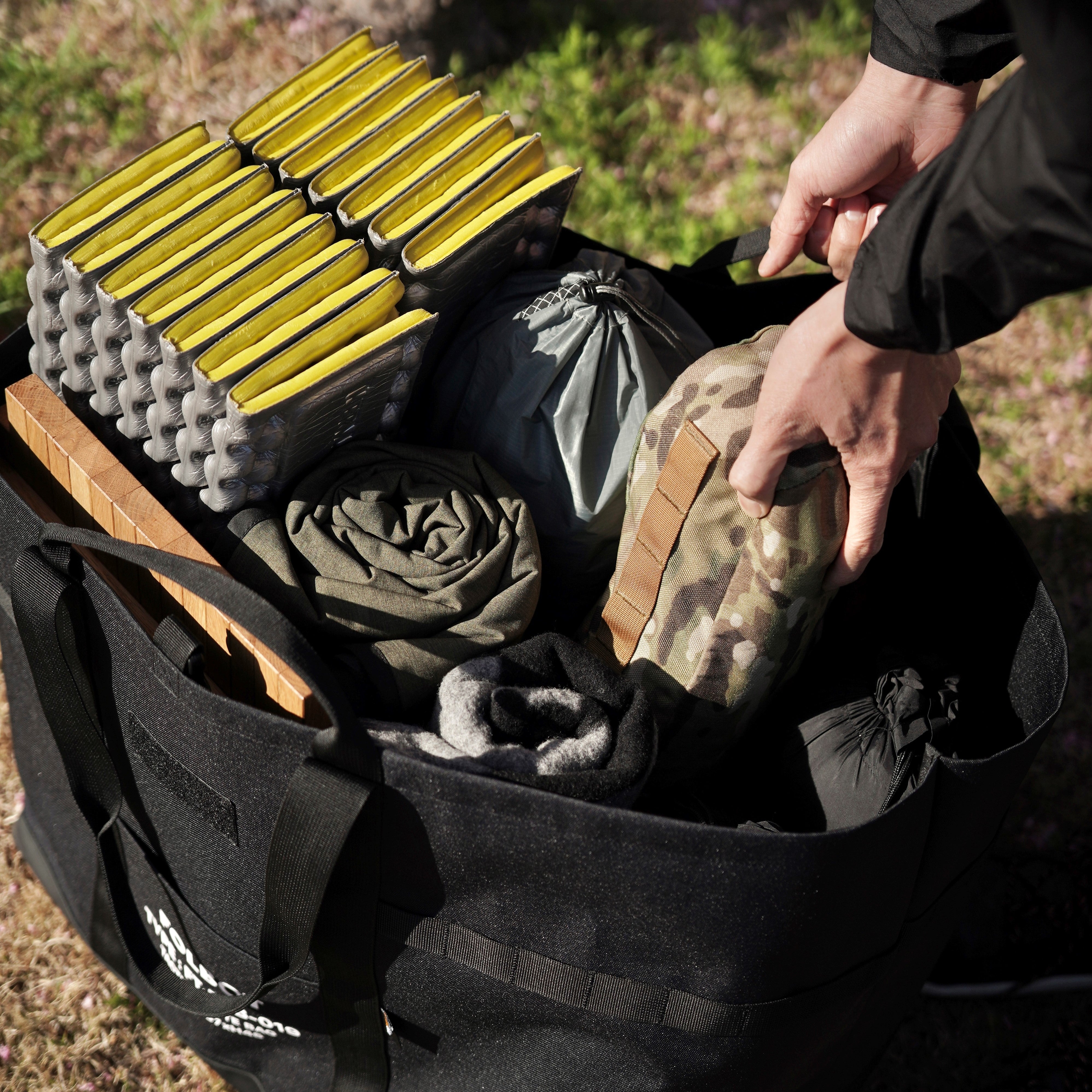 TACTICAL TOTE BAG – FOLBOT