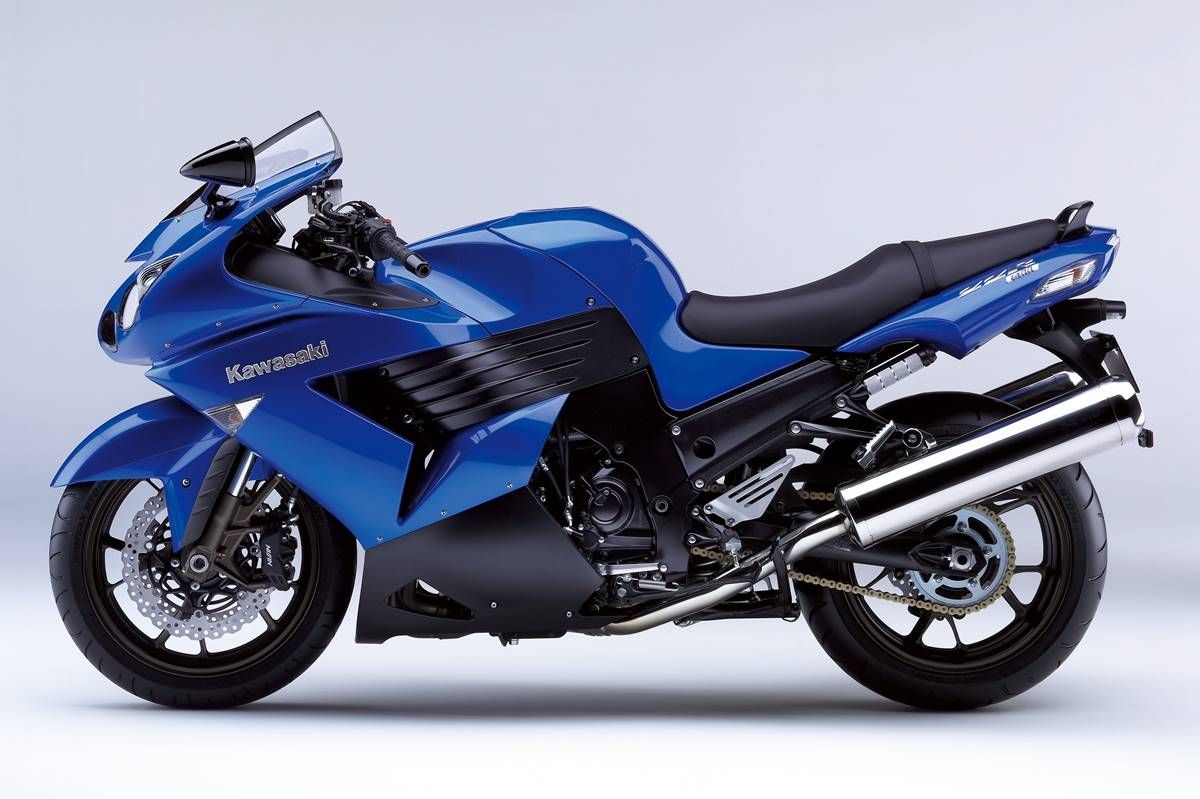 Ninja ZX-14Rという万能旗艦【その4】～ 敷居が低くて最強なバイクを