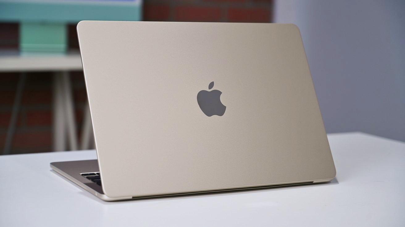 Hands-on with Apple's M2 MacBook Air in Starlight | AppleInsider