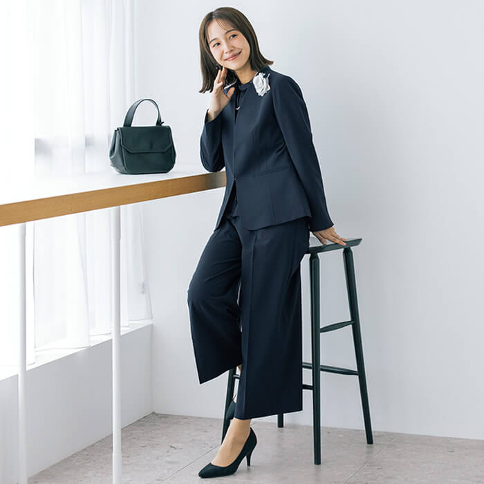 洗える｜大人の頼れるパンツスーツ 19号・ネイビー｜東京ソワール