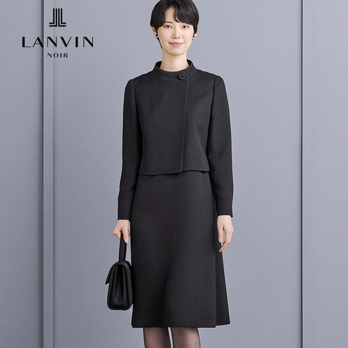 シルク100％の上質なジャカードアンサンブル 15号・ブラック｜東京