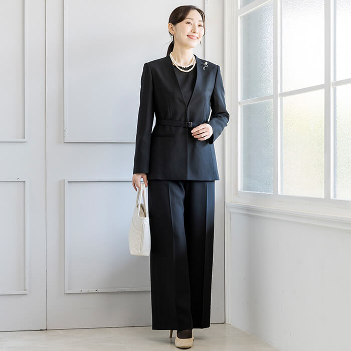 洗える｜ベルト付のマニッシュなパンツスーツ 9号・ブラック｜東京