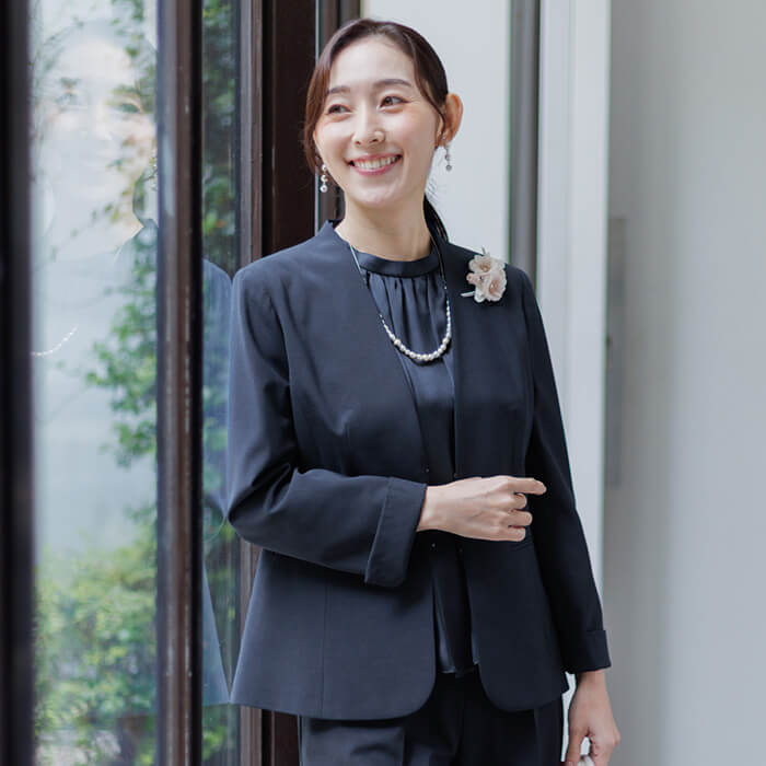 洗える｜大人の頼れるパンツスーツ 19号・ネイビー｜東京ソワール