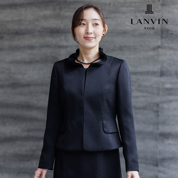 上質なジャカードに品格薫るアンサンブル 9号・ブラック｜東京