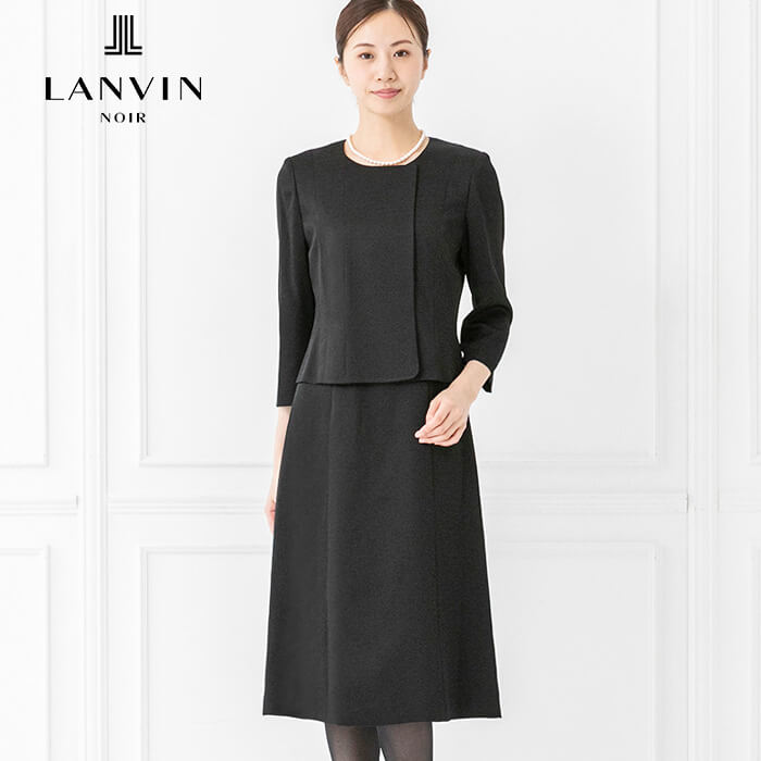 ゆったり寸法のアンサンブル 5号・ブラック｜東京ソワールオンライン