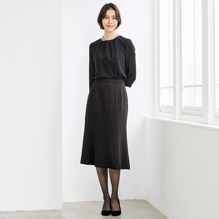 マーメイドラインのフォーマルスカート 9号・ブラック｜東京ソワール