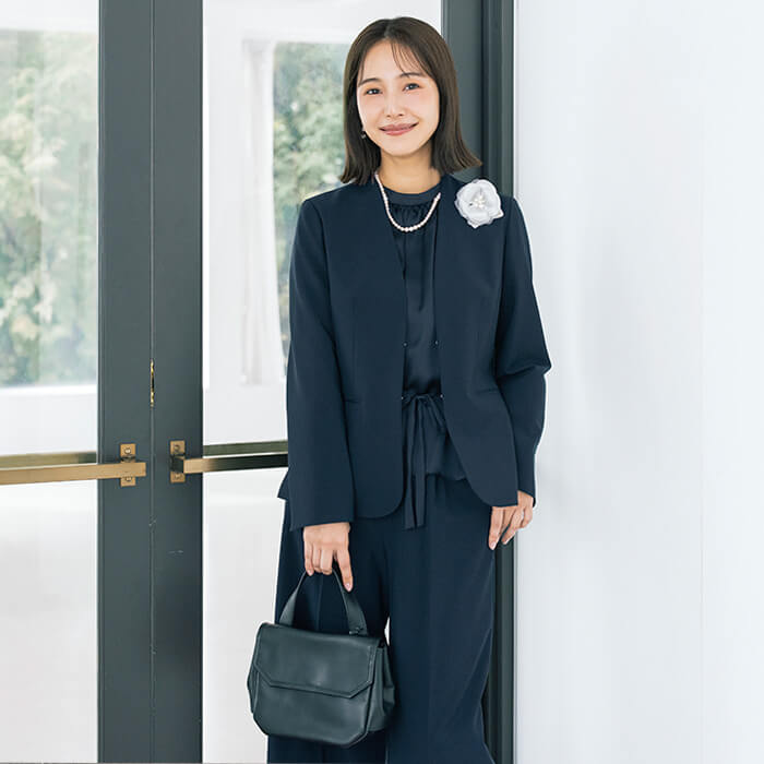 洗える｜大人の頼れるパンツスーツ 9号・ネイビー｜東京ソワール