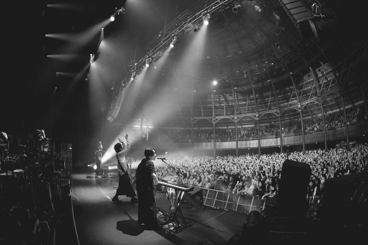 RADWIMPS・野田洋次郎、念願叶った2023年のワールドツアーを振り返る