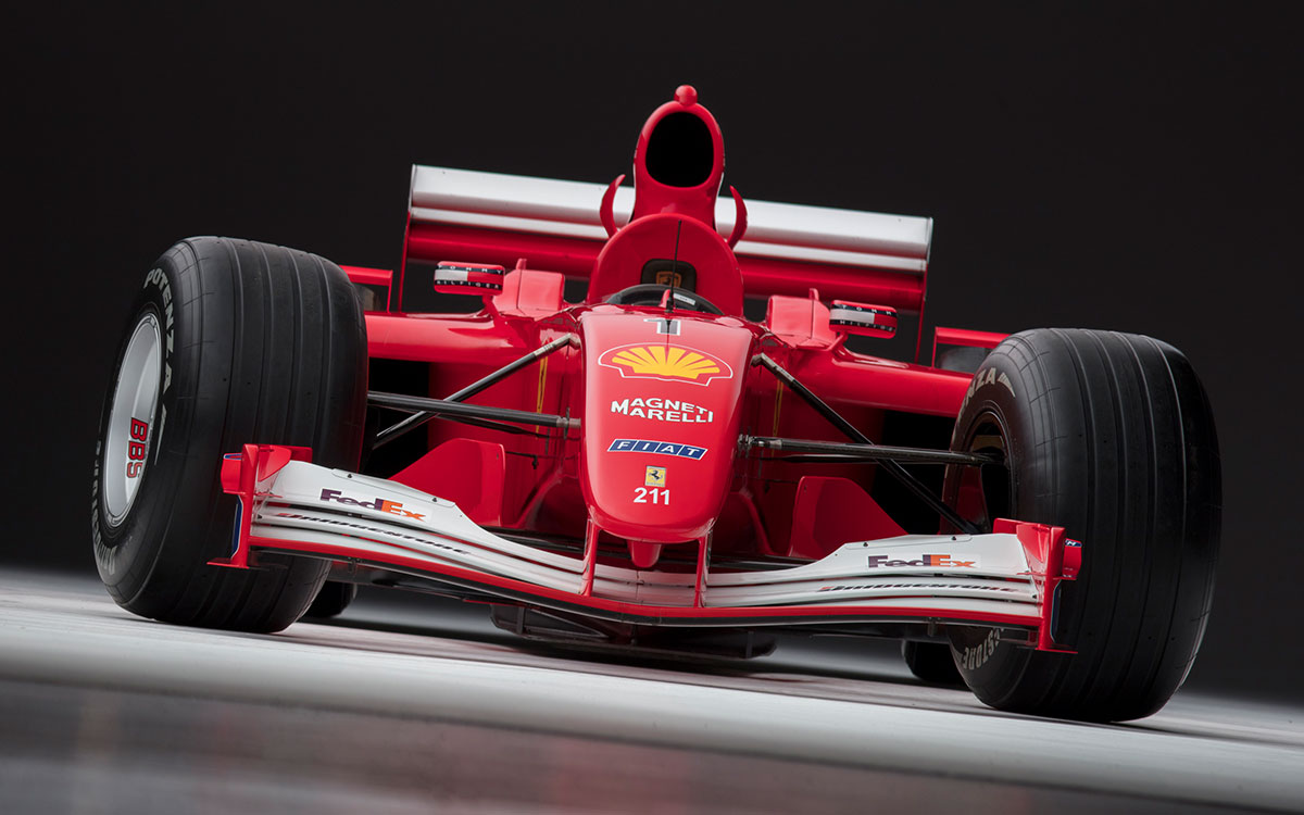 伝説のV10再始動―シューマッハのフェラーリF2001がモナコGP現地競売へ