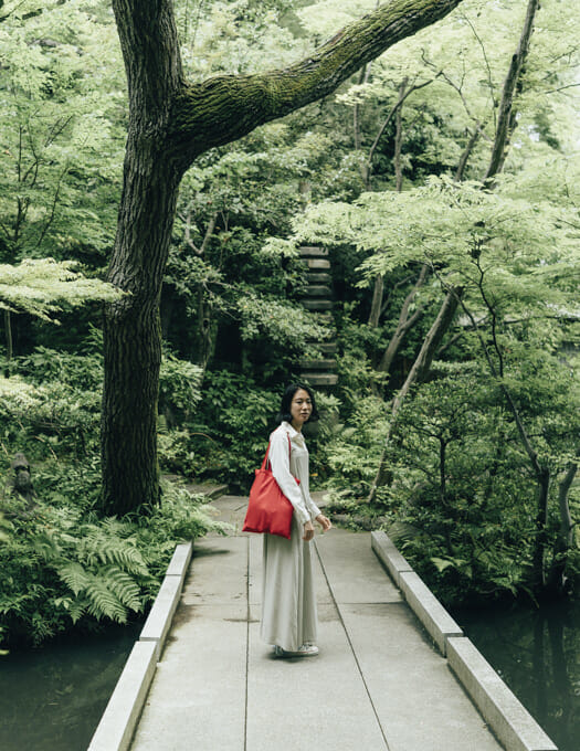 Carl Zeiss Batis 40mm / f2 CF with α7III - FOTONE フォトン