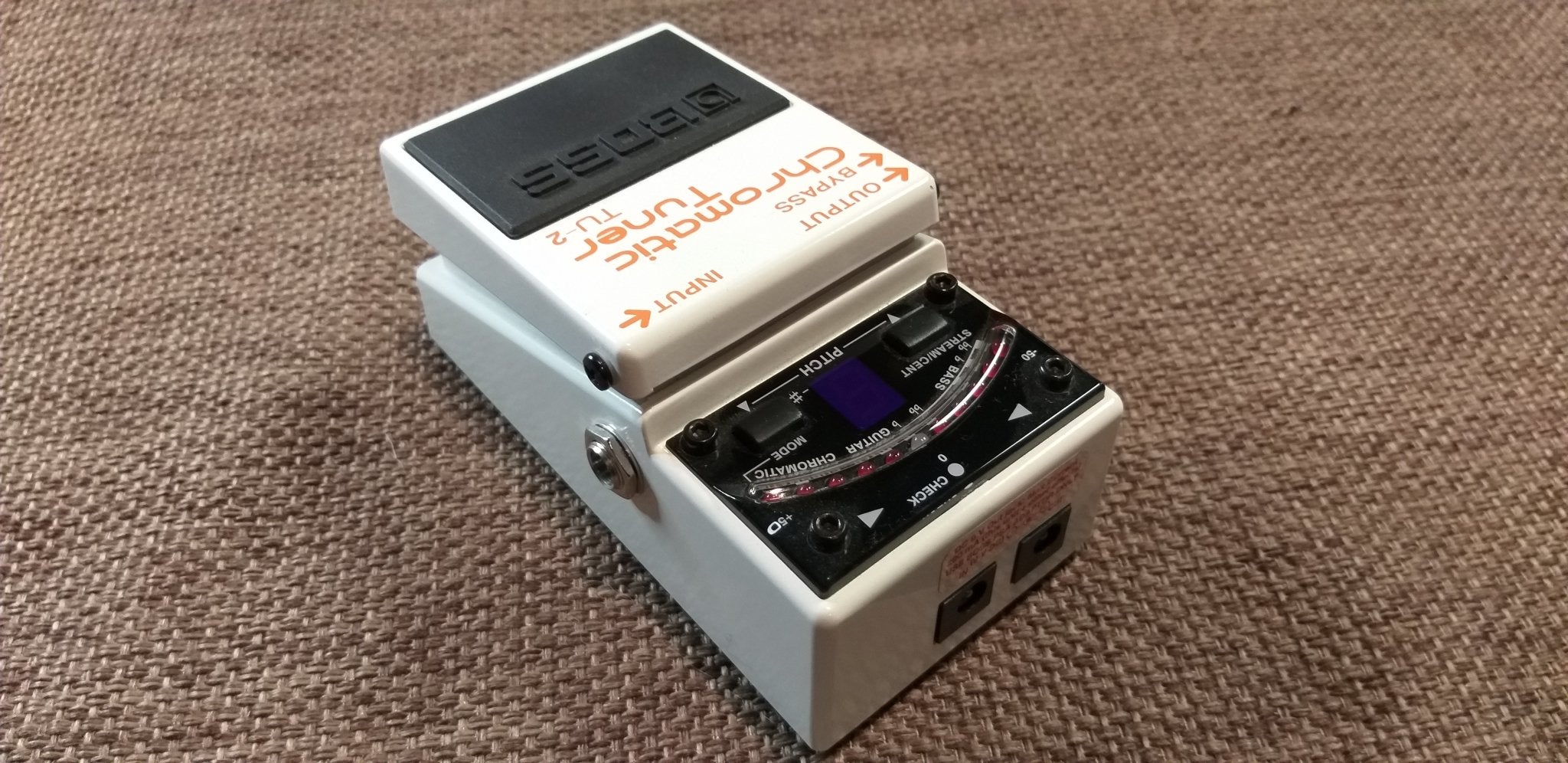 Boss TU-2 Chromatic tuner – Fouche Guitars