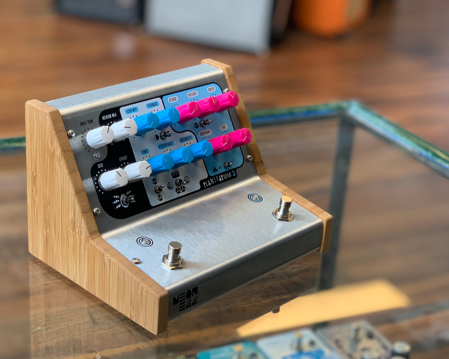 ギター NEON EGG PLANETARIUM 3 ギター NEON EGG PLANETARIUM 3 Neon