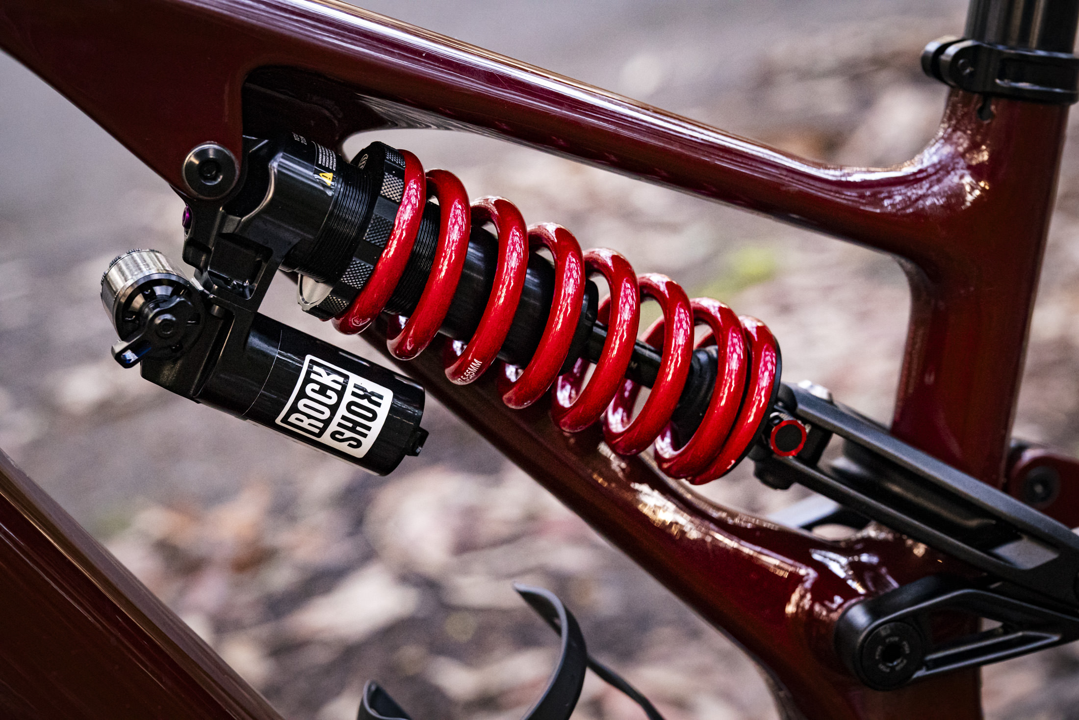 First Look | 2025 RockShox Super Deluxe & Vivid Coil Shocks