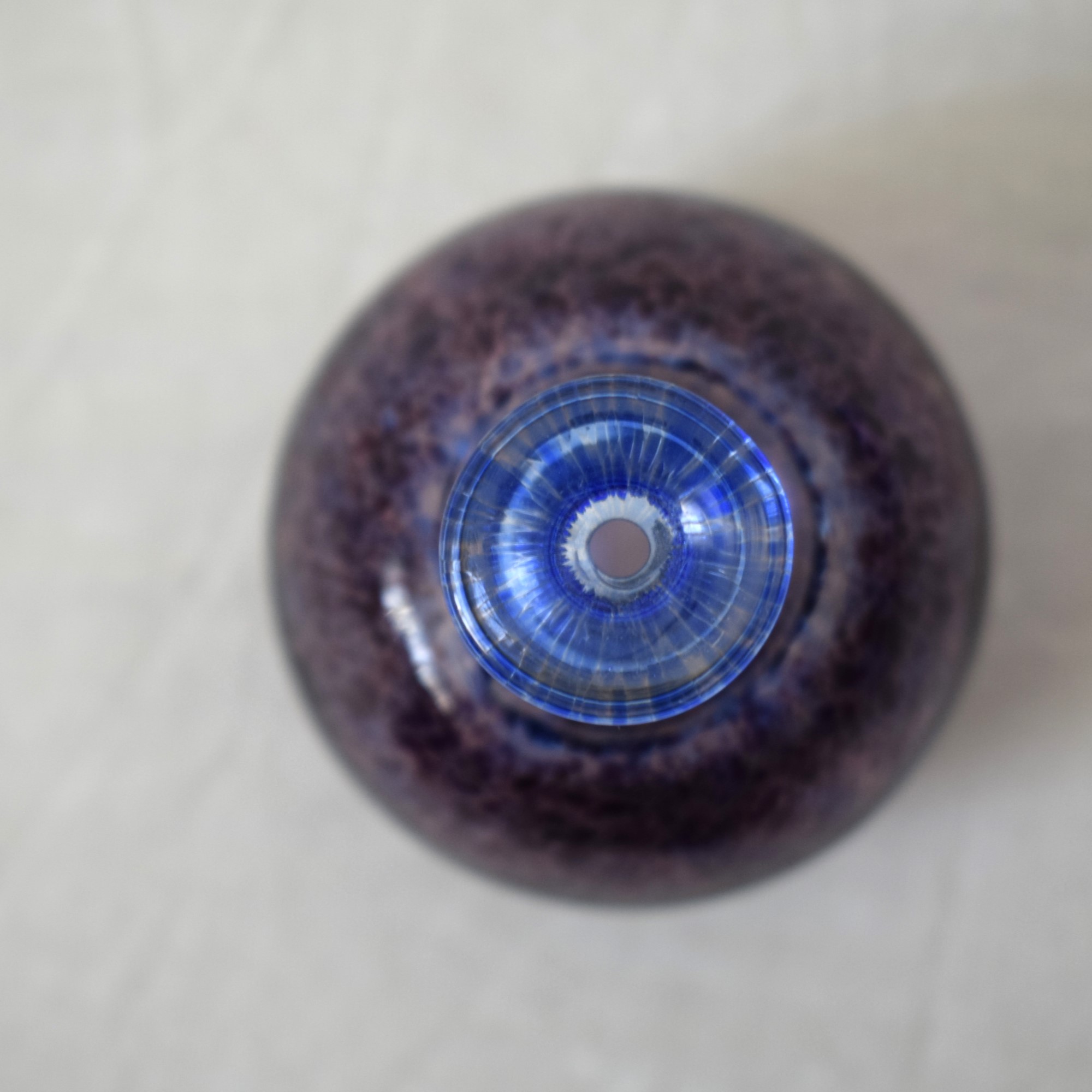 一輪挿し・青＆紫 / Antikvaシリーズ / Bertil Vallien / Kosta Boda