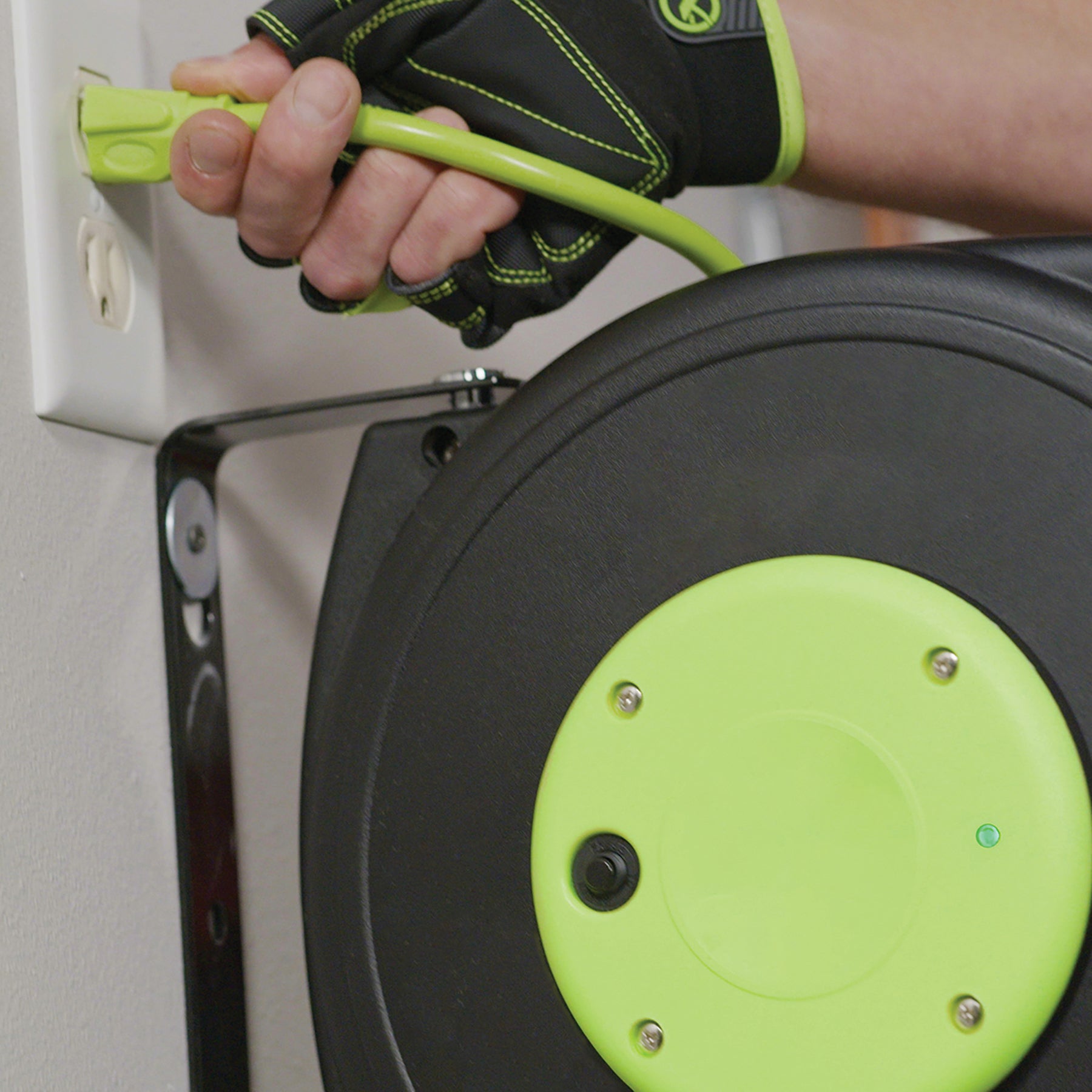 Retractable Extension Cord Reels – Flexzilla.com