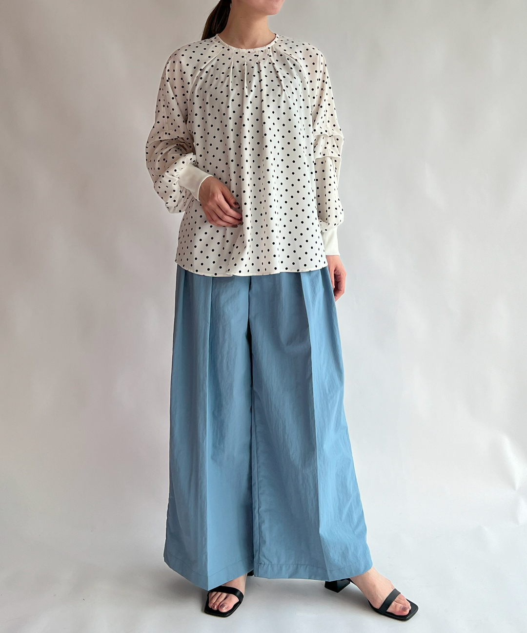 デシンドットブラウス – FACE SANS FARD