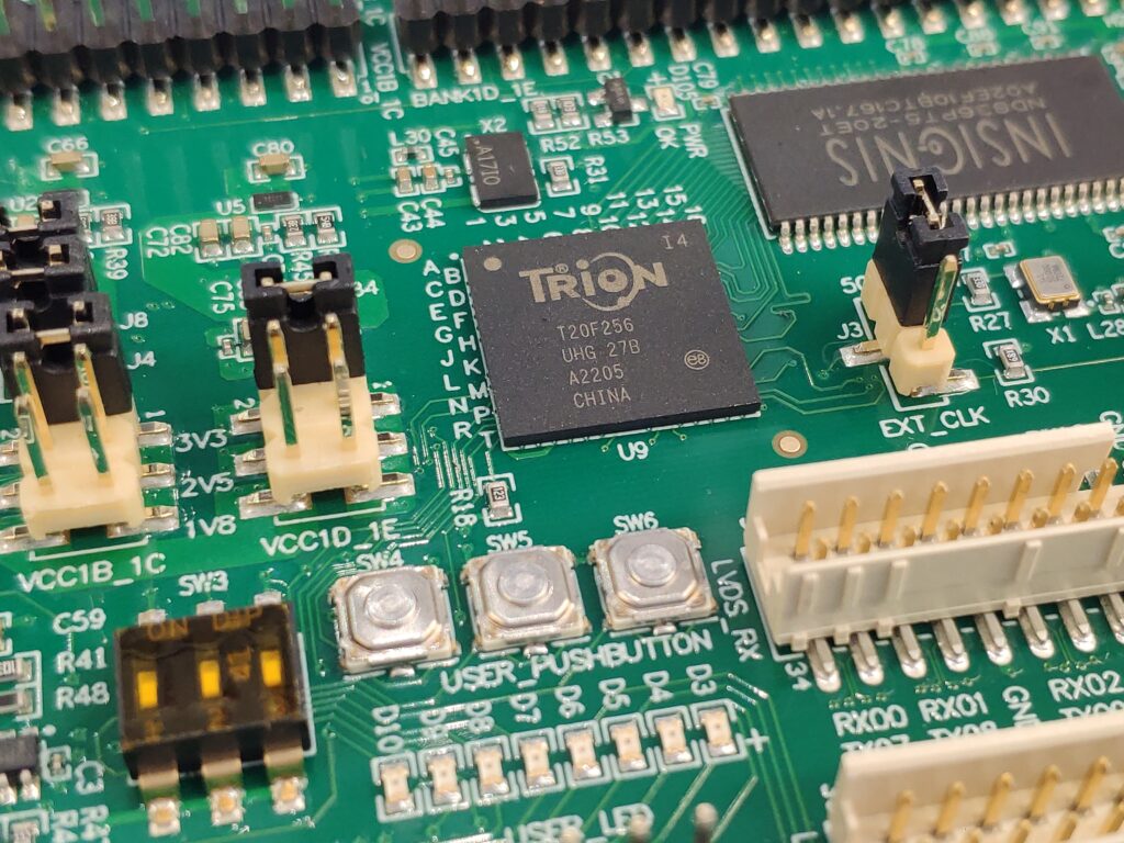 Trion T20 BGA256 Development Kit | FPGAマガジン公式
